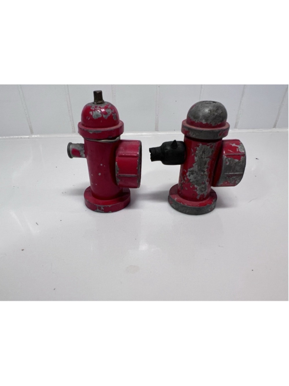 Vintage Diecast Tonka Fire Hydrant Set Of 2 1950s - Picture 4 of 5